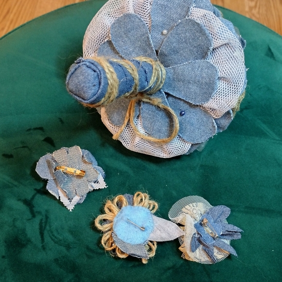 Denim Burlap Lace Bridal Alternative Wedding Bouquet +Matching Brooches - Picture 6 of 9